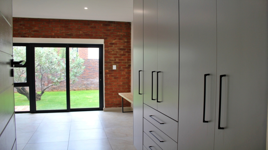 3 Bedroom Property for Sale in Helderzicht Eco Estate North West